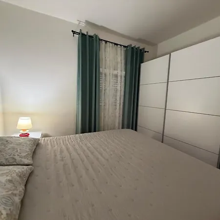 Luna Maris Apartamento Starigrad Paklenica